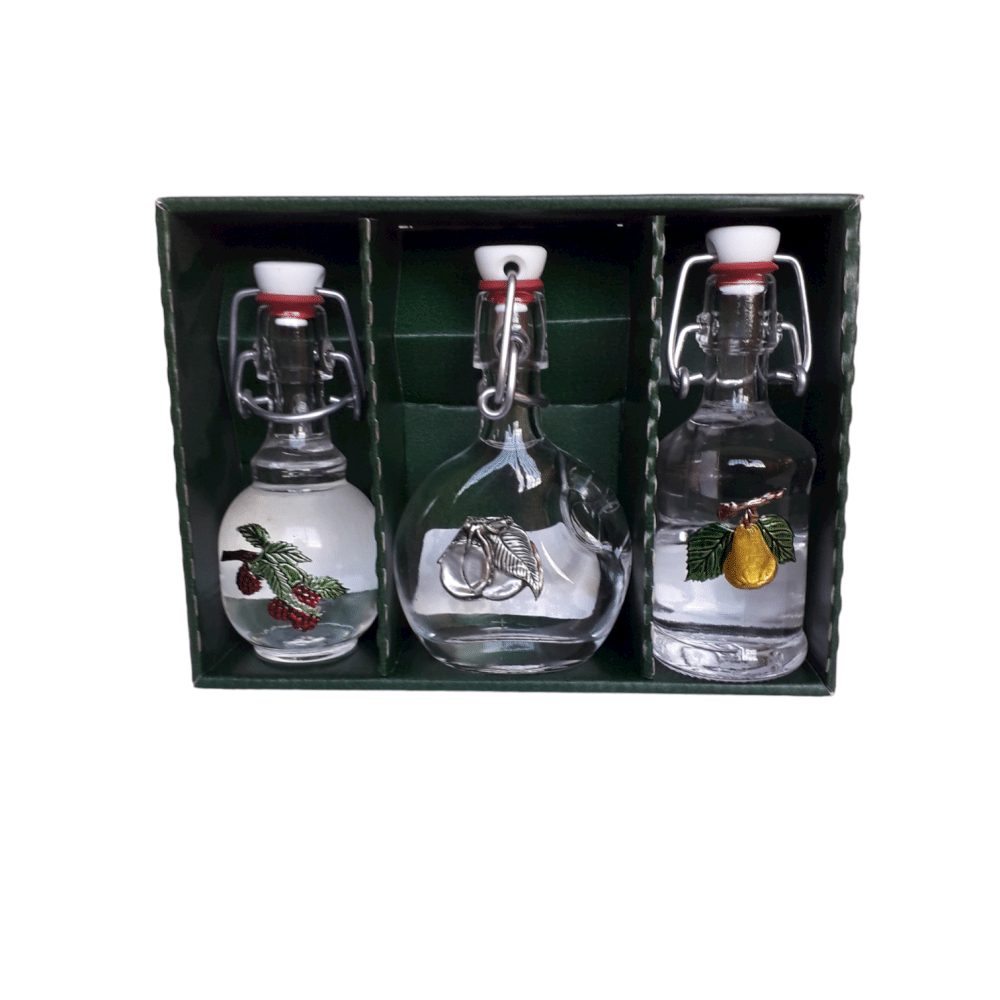 Coffret "fantaisie" 3 mignonettes  4 cl d'eau de vie à 45% de vol. avec étiquette étain